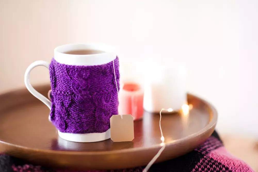 DIY Knit Sweater Mug Holder
